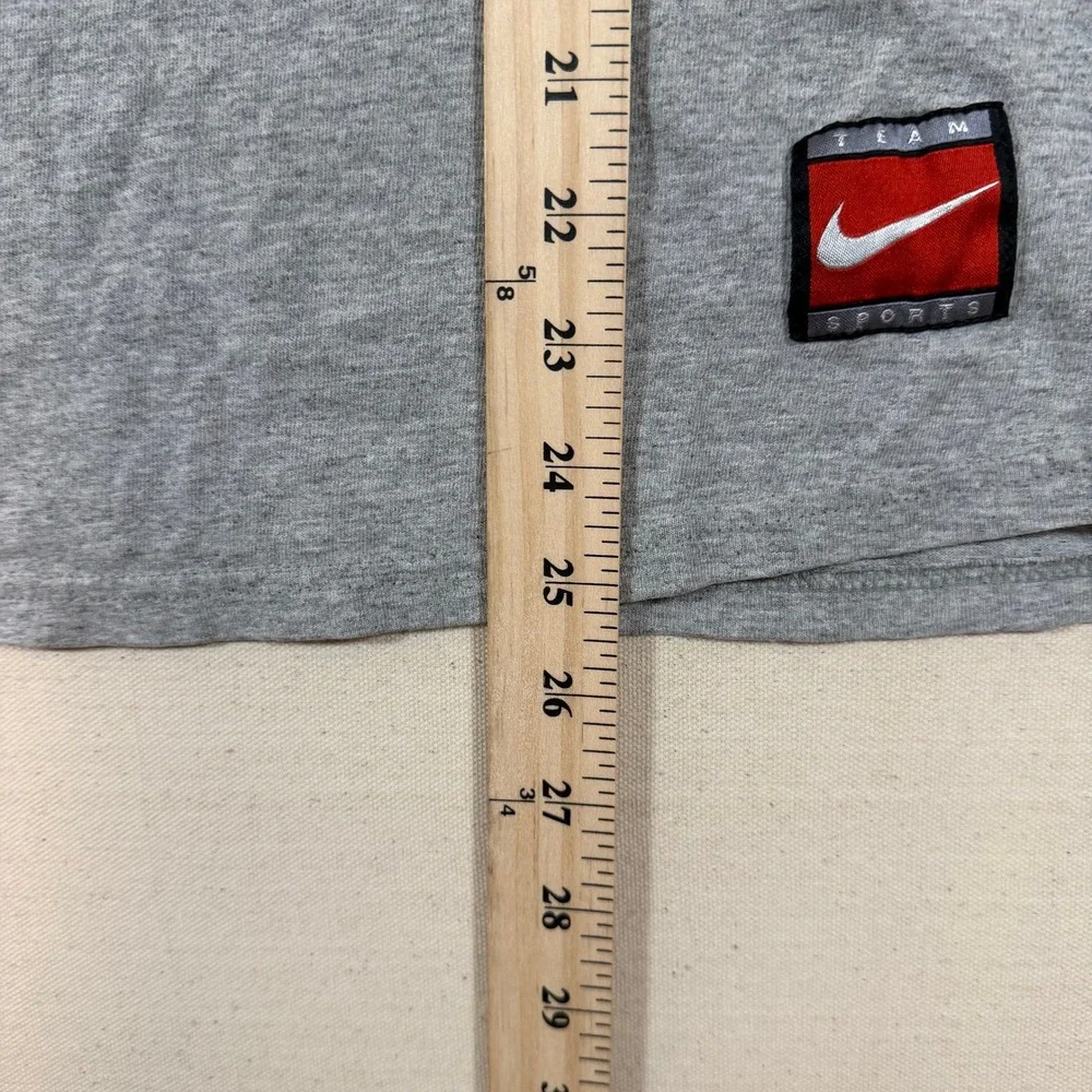 Vintage Nike Team Sports USC Trojans Basketball T-Shirt Gray Mens Medium 90s Tee